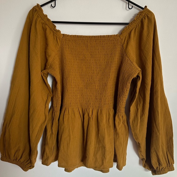 Madewell Lucie smocked peplum top, gold, size 6 - Picture 7 of 8